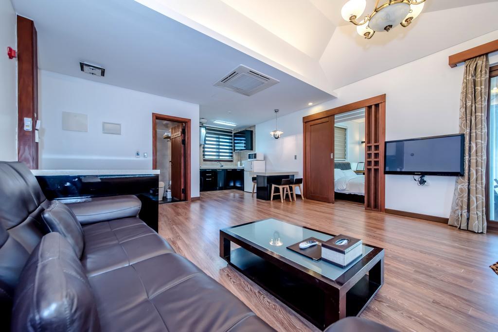 Tisland Resort Taeryun-dong Екстериор снимка